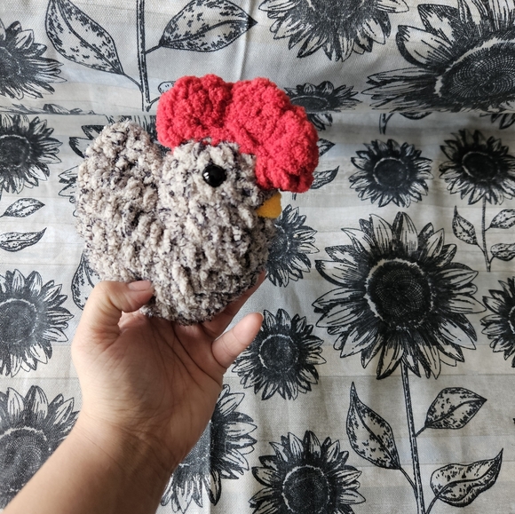 Crochet Mini Rooster Chicken Amigurumi Plushie - Picture 8 of 8